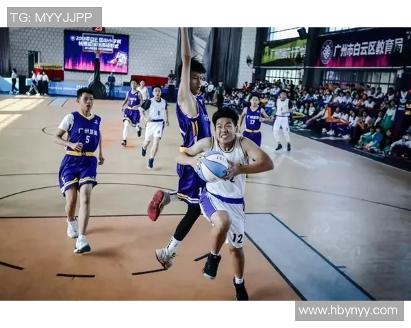 篮球明星桌摆件为您打造独特的运动氛围与个性化空间装饰体验